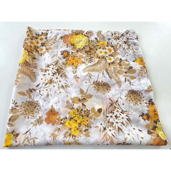 Vintage 70s curtain, large white, orange, yellow, brown flowers, rod header - Picture 1 of 10